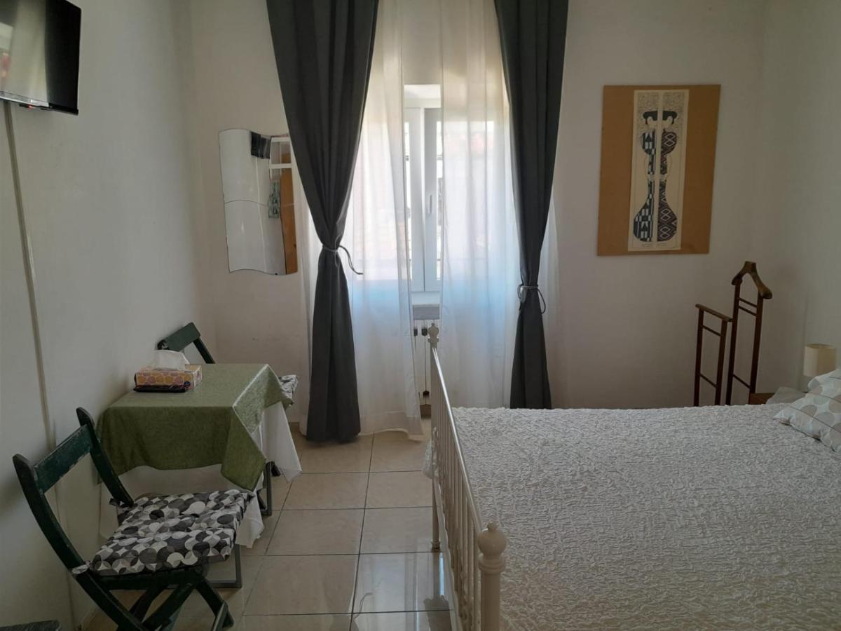 Casa Di Federica Camera Con Bagno Privato Esterno Livourne Extérieur photo